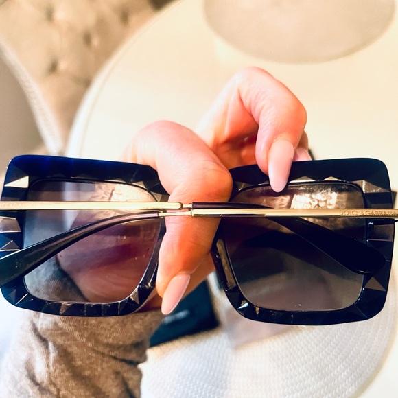 Dolce & Gabbana Navy Blue and Gold Oversized Sunglasses DG 6111 - Picture 8 of 11